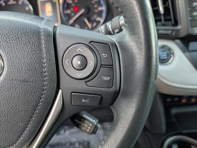Used 2017 Toyota RAV4 Limited image 30