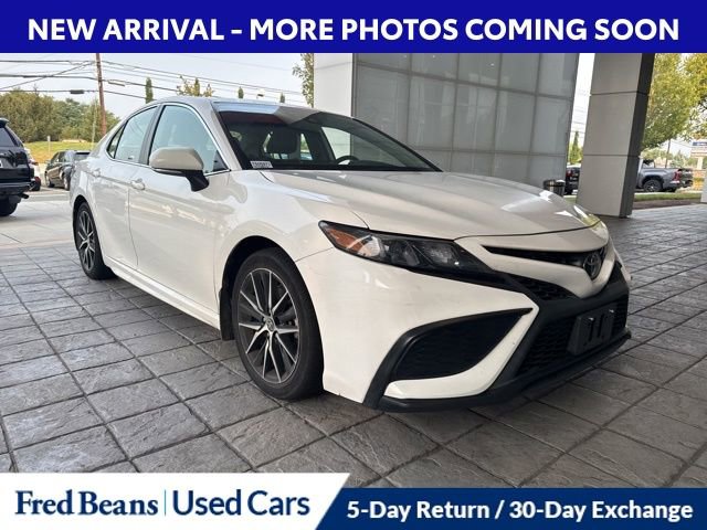 Used 2023 Toyota Camry SE