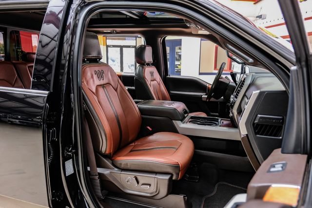 Used 2019 Ford F350 King Ranch w/ King Ranch Ultimate Package AWD/4WD image 34