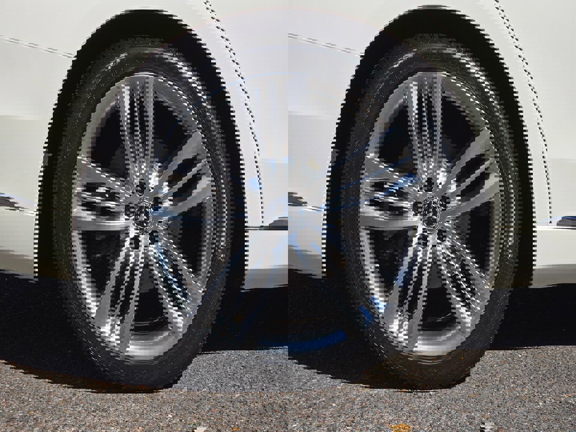 Used 2019 Mercedes-Benz S 560 Sedan image 41