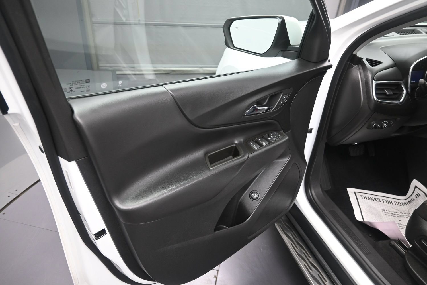 Used 2020 Chevrolet Equinox LT AWD/4WD image 15