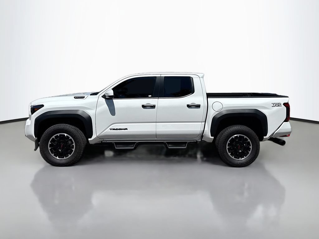 Used 2026 Toyota Tacoma TRD Off-Road AWD/4WD image 4