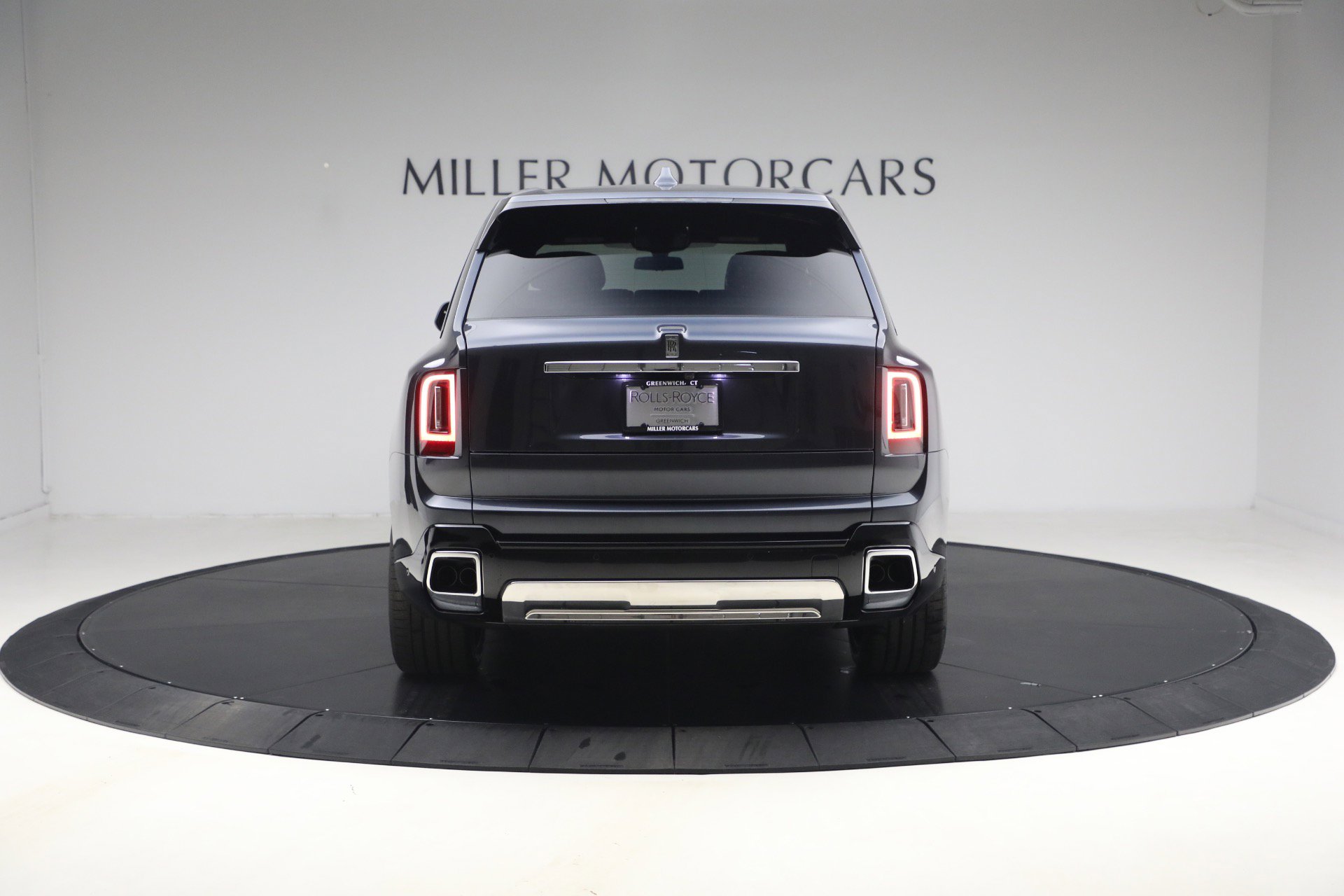 New 2026 Rolls-Royce Cullinan image 9
