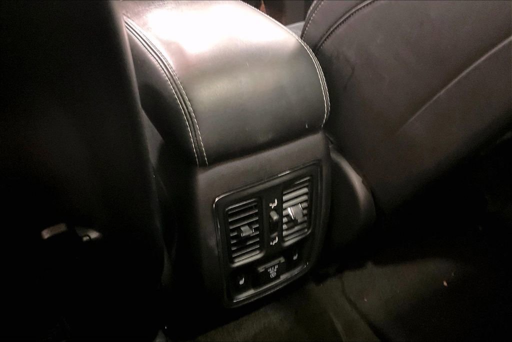 Used 2012 Jeep Grand Cherokee SRT8 w/ Luxury Group II image 32