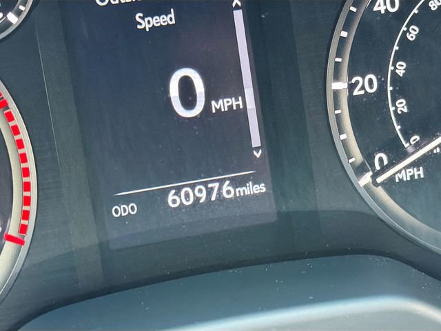 Used 2023 Lexus GX 460 Premium w/ Premium Package image 38