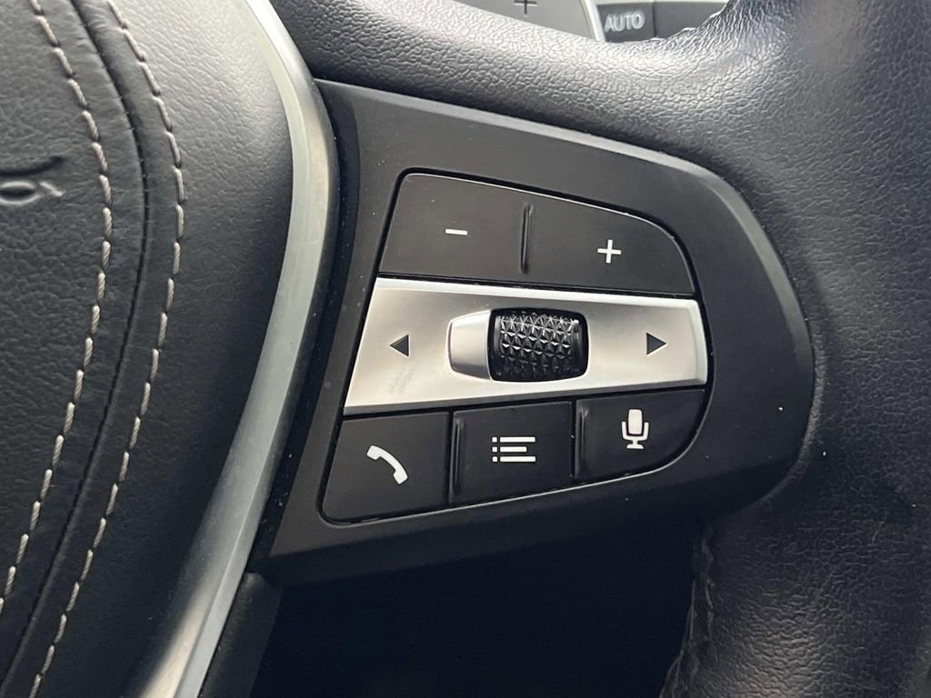 Used 2022 BMW X5 xDrive40i w/ Executive Package image 29