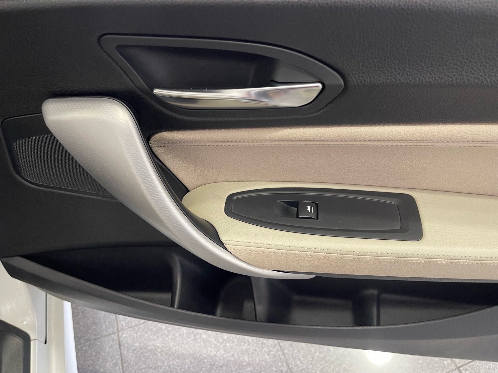 Used 2016 BMW 228i Convertible RWD image 31