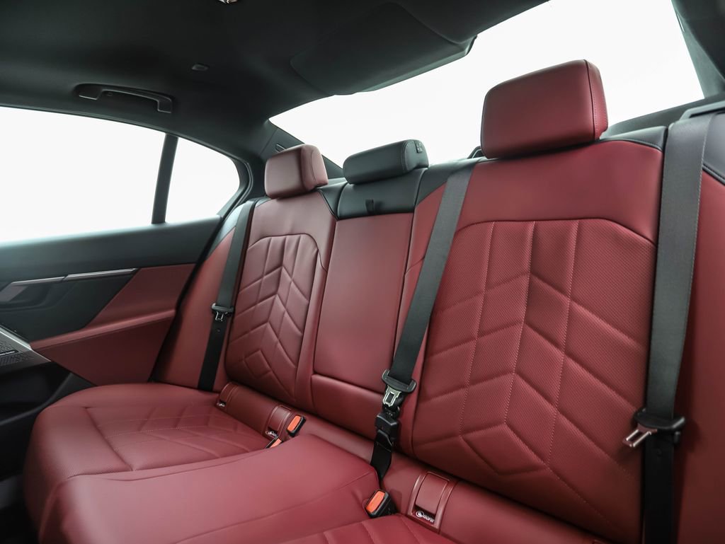 New 2026 BMW 530i xDrive w/ M Sport Package image 24