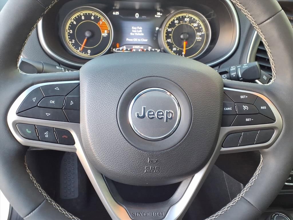 Used 2021 Jeep Cherokee Latitude Lux 80th Anniv w/ Quick Order Package 26U 80TH image 29