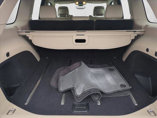 Used 2017 Jeep Grand Cherokee Limited image 6