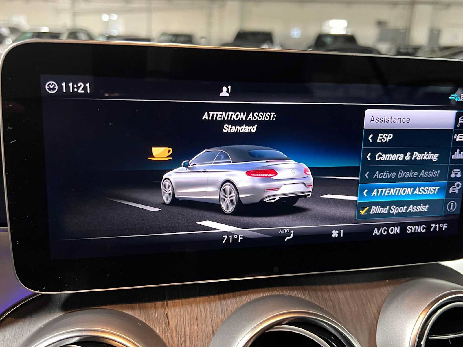 Used 2023 Mercedes-Benz C 300 4MATIC Cabriolet image 37