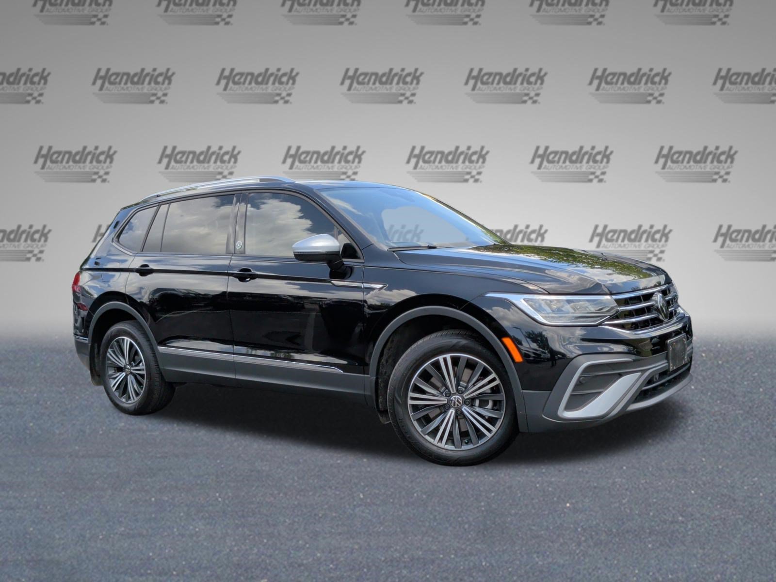 Used 2024 Volkswagen Tiguan Wolfsburg Edition FWD image 2