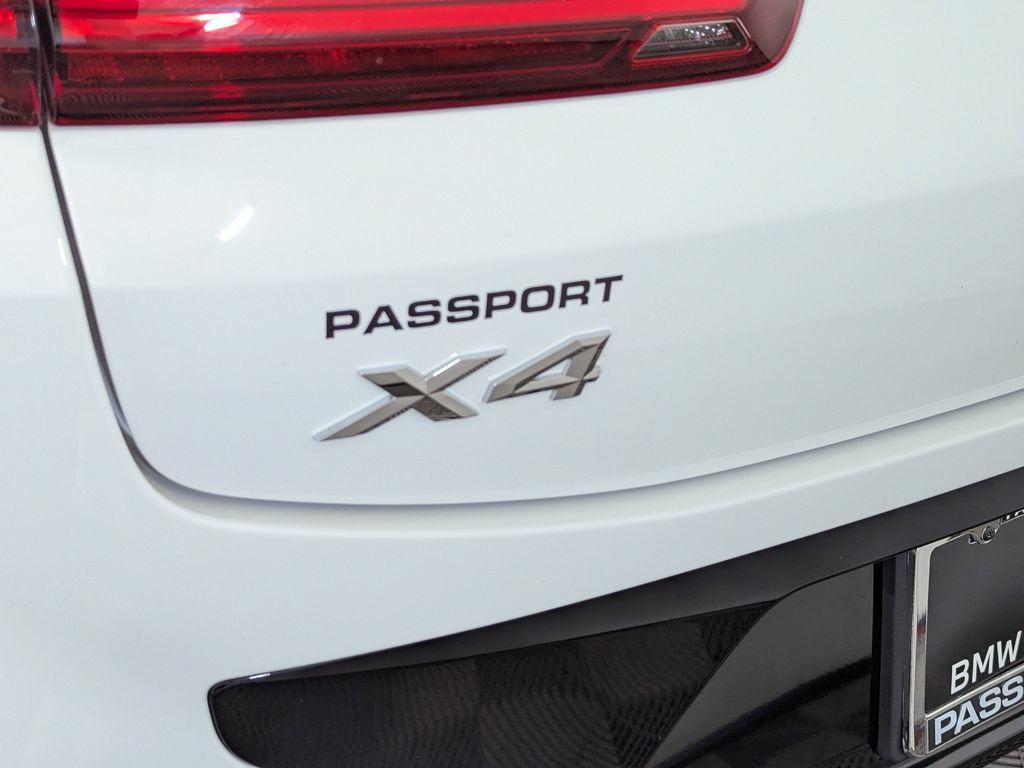 Certified 2024 BMW X4 xDrive30i w/ Premium Package AWD/4WD image 13