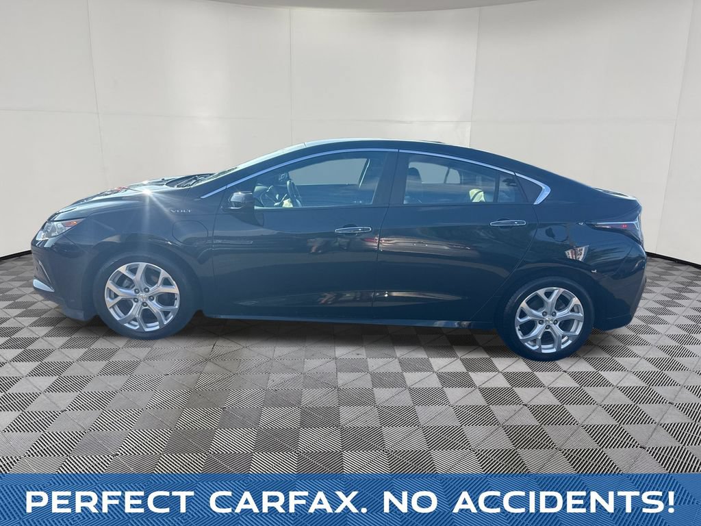 Used 2018 Chevrolet Volt Premier w/ Driver Confidence Package FWD image 2