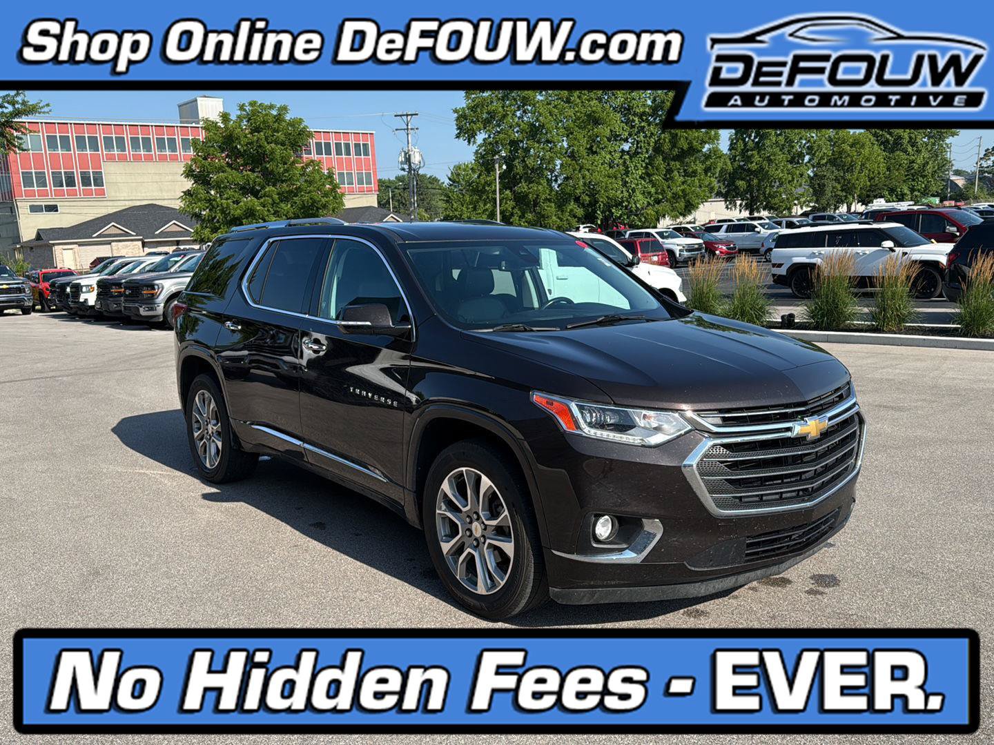 Used 2018 Chevrolet Traverse Premier w/ Driver Confidence II Package FWD image 1