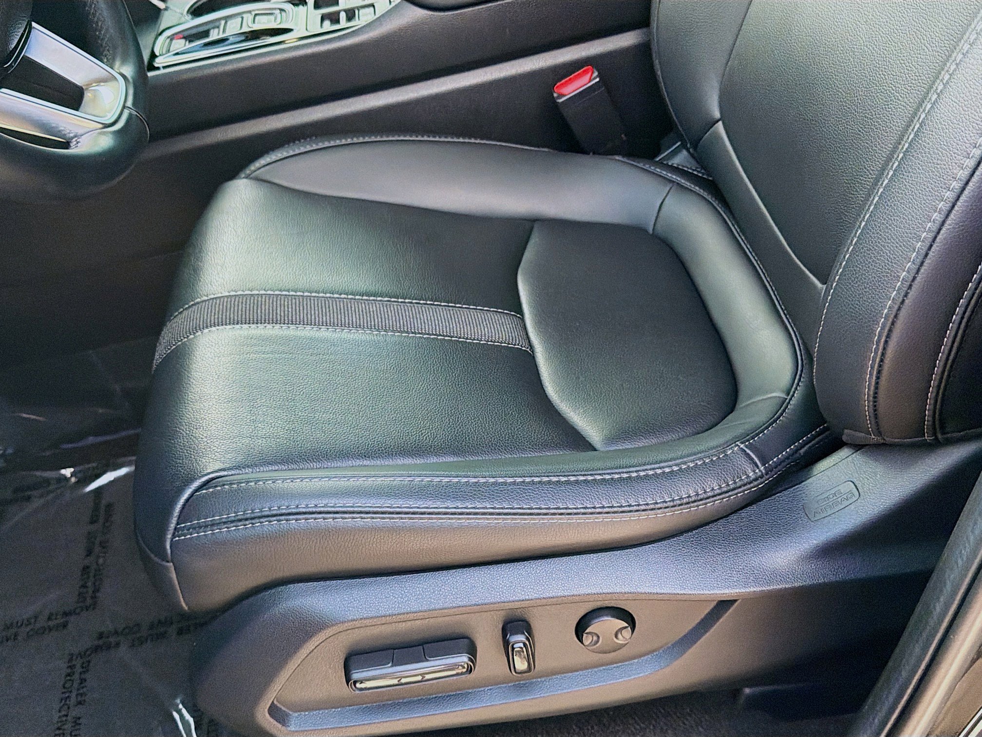 Used 2023 Honda Pilot Touring image 18