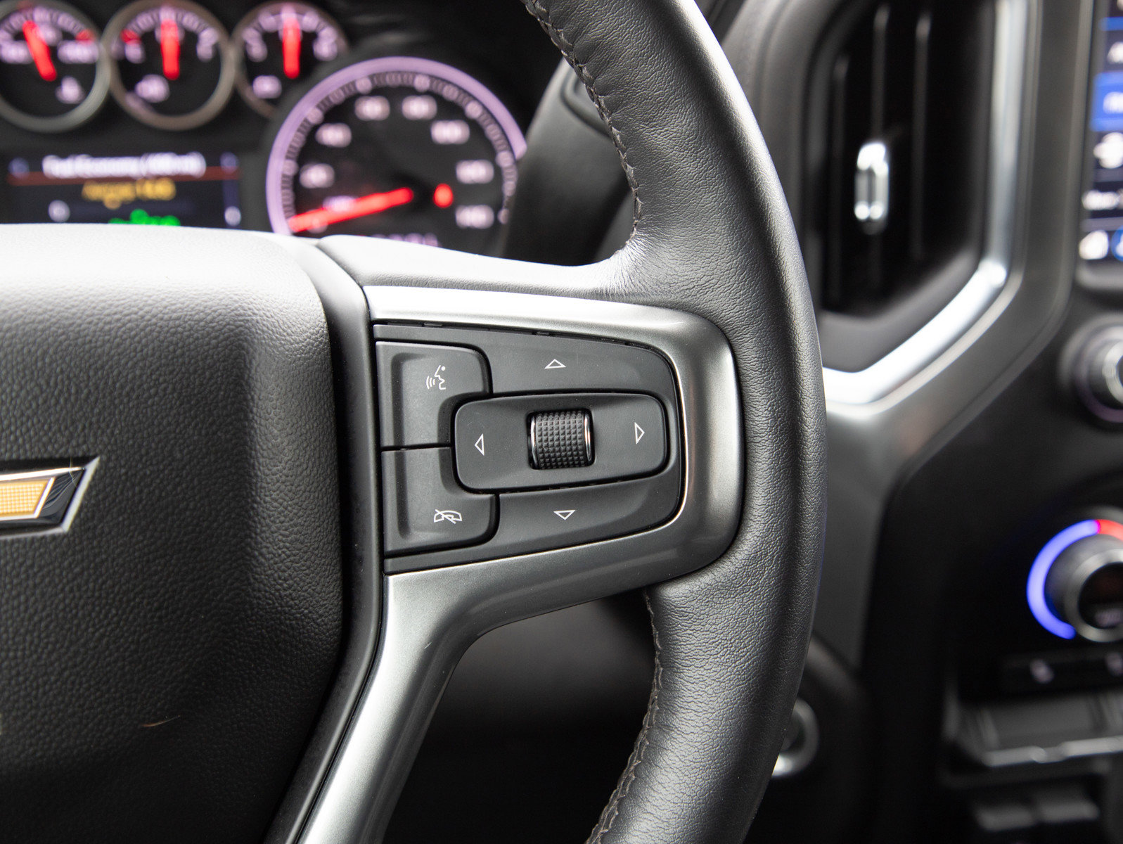 Used 2022 Chevrolet Silverado 2500 LTZ w/ Gooseneck/5TH Wheel Package image 28