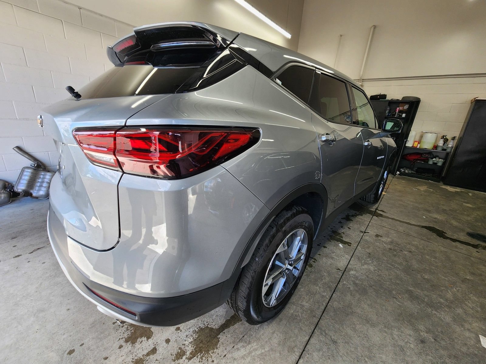Used 2025 Chevrolet Blazer LT FWD image 7