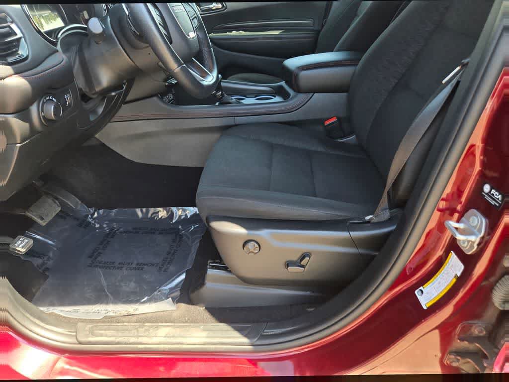 Used 2025 Dodge Durango GT AWD/4WD image 18