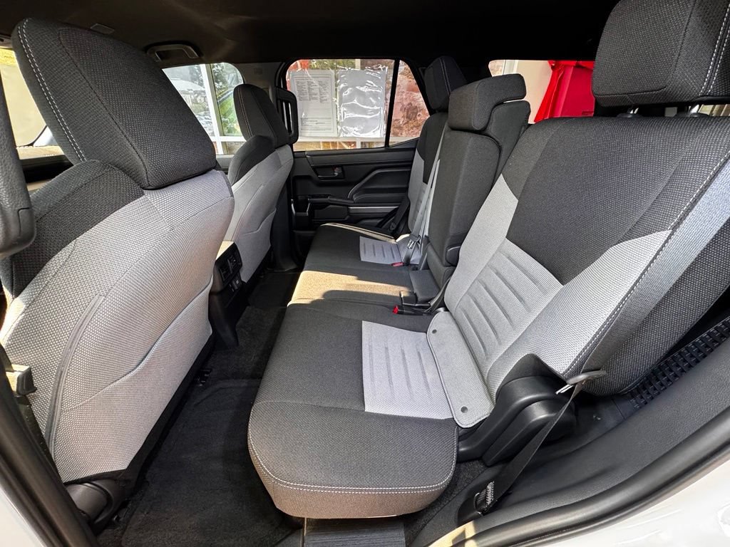 Certified 2025 Toyota 4Runner TRD Off-Road AWD/4WD image 47