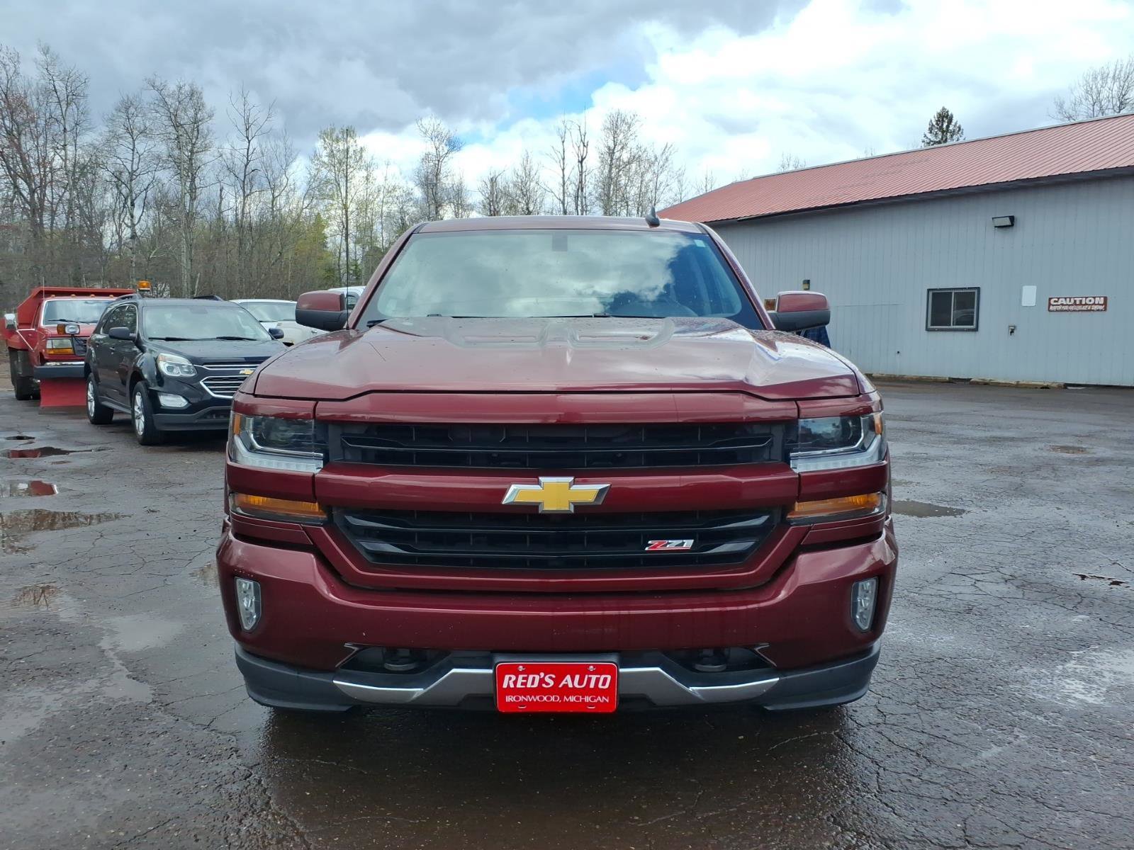 Used 2017 Chevrolet Silverado 1500 LT w/ All Star Edition AWD/4WD image 9