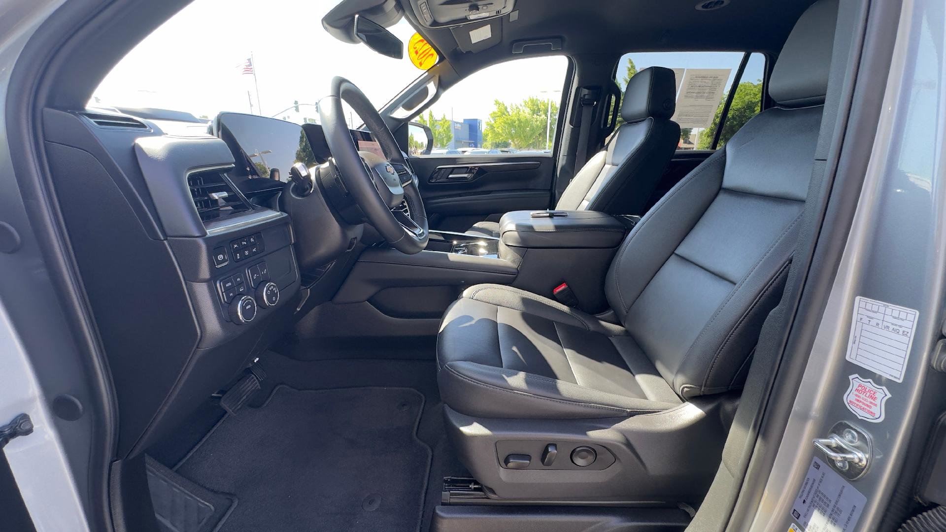 Used 2025 Chevrolet Tahoe LT AWD/4WD image 16