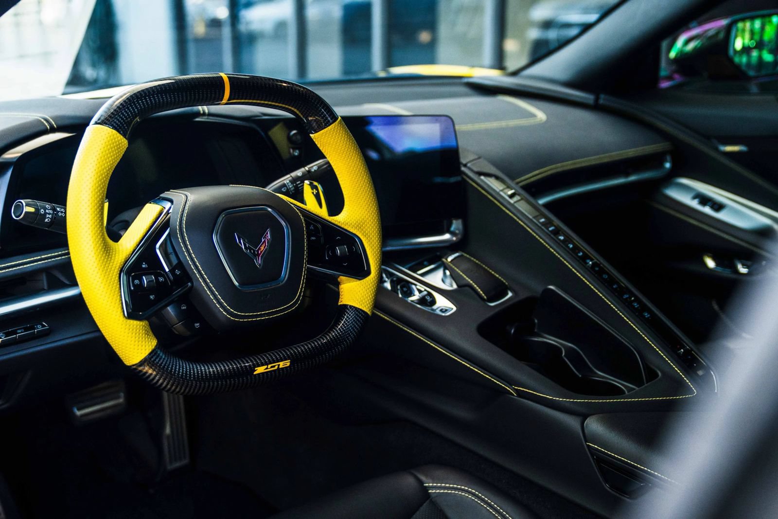 Used 2025 Chevrolet Corvette Z06 RWD image 18