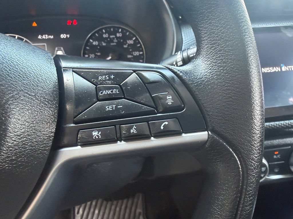 Used 2023 Nissan Kicks SV FWD image 16