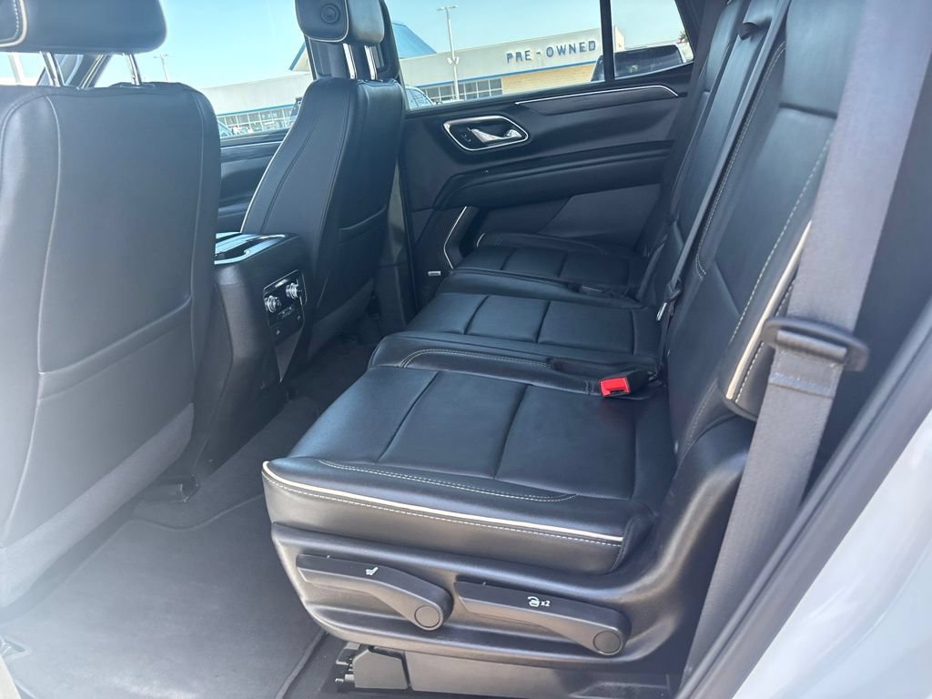 Used 2024 GMC Yukon SLT RWD image 20