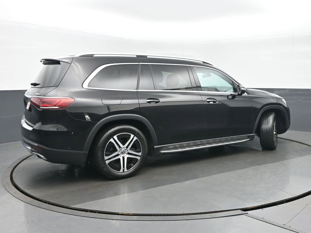 Used 2022 Mercedes-Benz GLS 450 4MATIC w/ Warmth & Comfort Package image 3