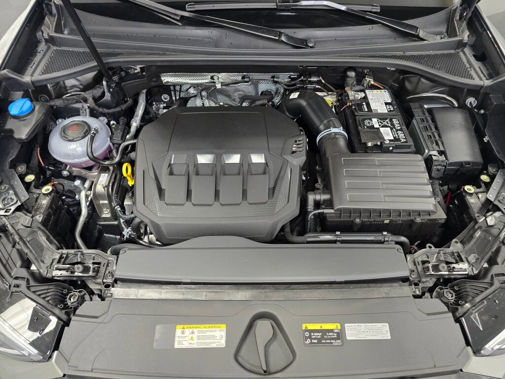 New 2025 Audi Q3 2.0T Premium image 10
