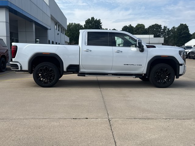 New 2026 GMC Sierra 2500 Denali w/ Denali Reserve Package AWD/4WD image 2