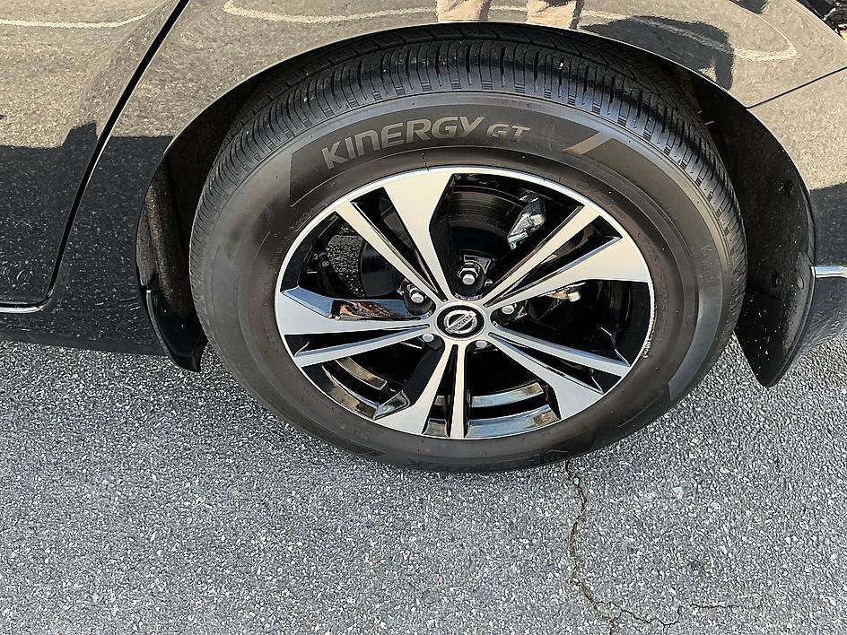 Certified 2023 Nissan Sentra SV FWD image 8