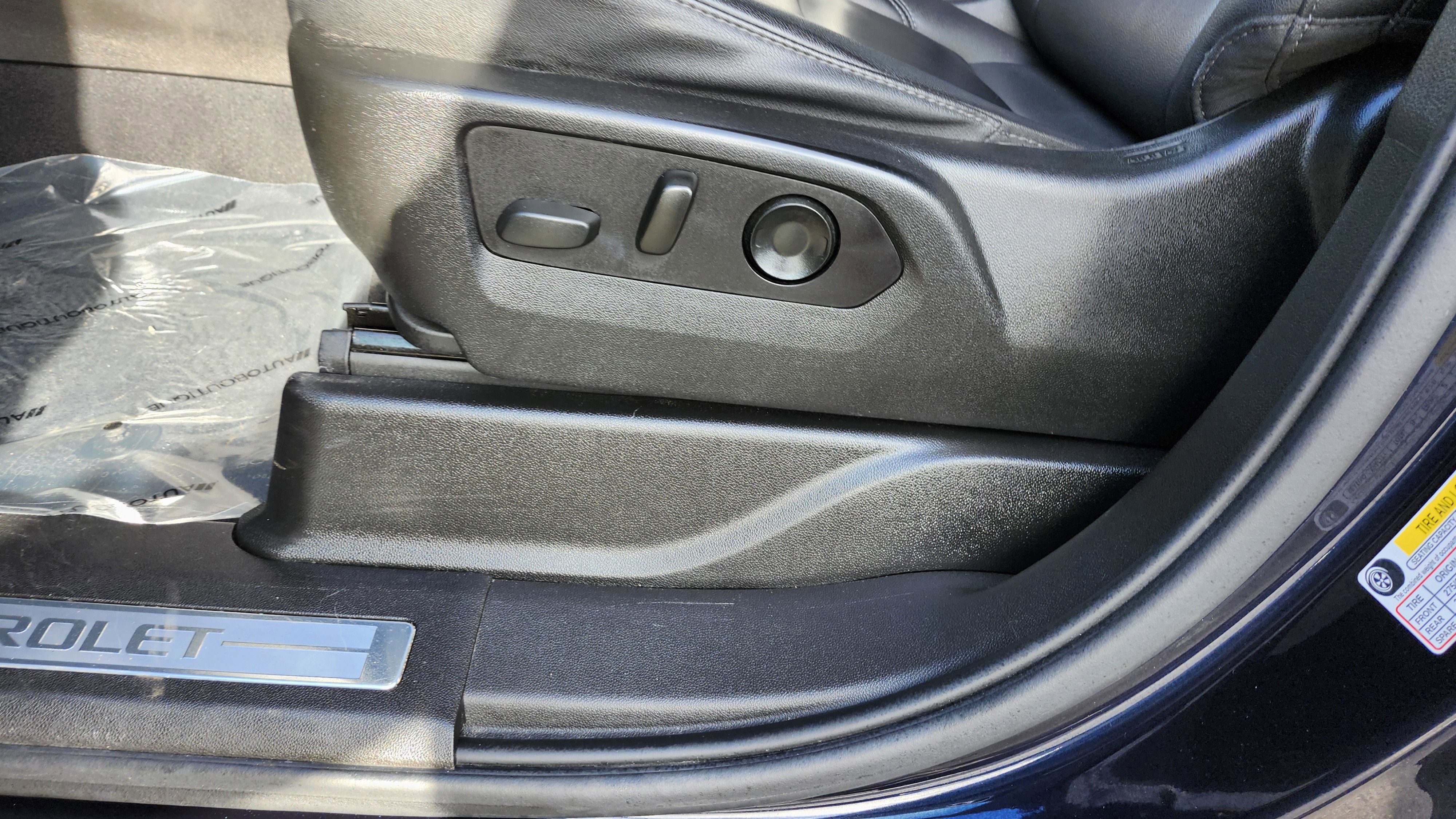 Used 2021 Chevrolet Tahoe LT w/ LT Signature Plus Package image 29