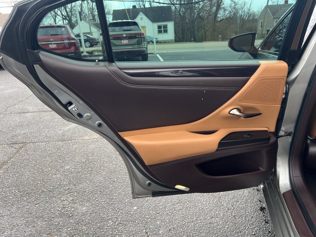 Used 2019 Lexus ES 350 w/ Premium Package FWD image 20