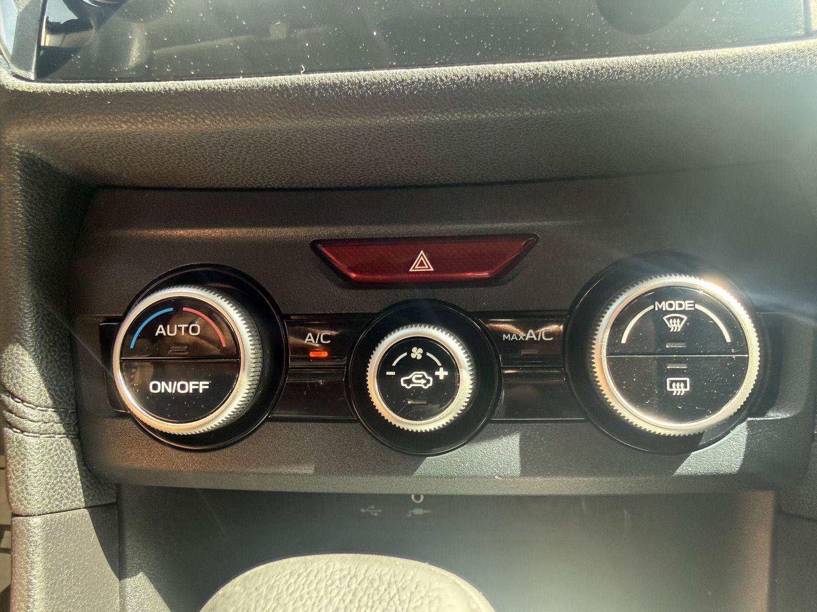 Used 2021 Subaru Crosstrek 2.0i AWD/4WD image 16