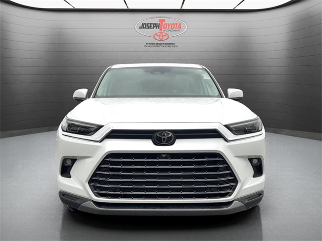 Certified 2025 Toyota Grand Highlander AWD image 16