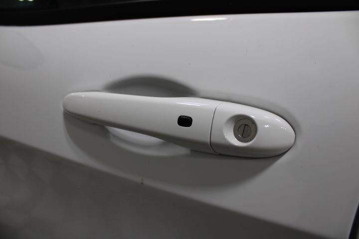 Used 2022 Jeep Cherokee Limited image 18