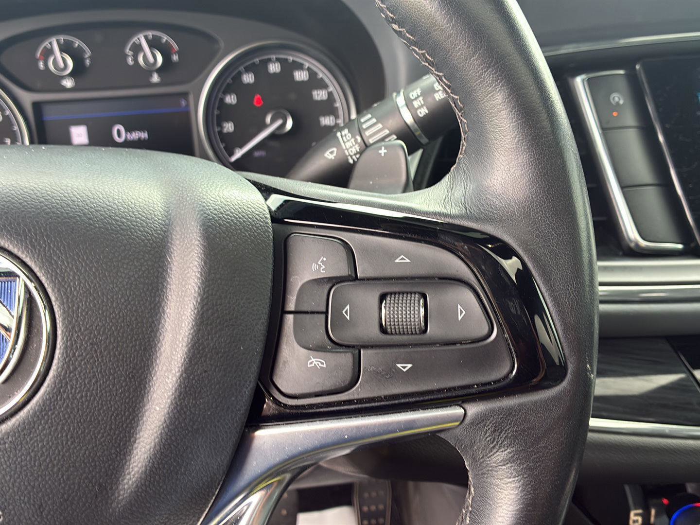 Used 2024 Buick Enclave Essence w/ Experience Buick Package FWD image 16