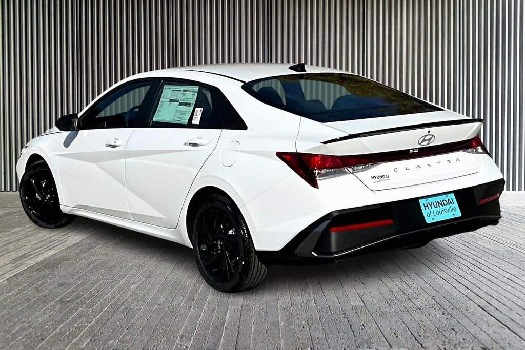 New 2026 Hyundai Elantra Sport image 3