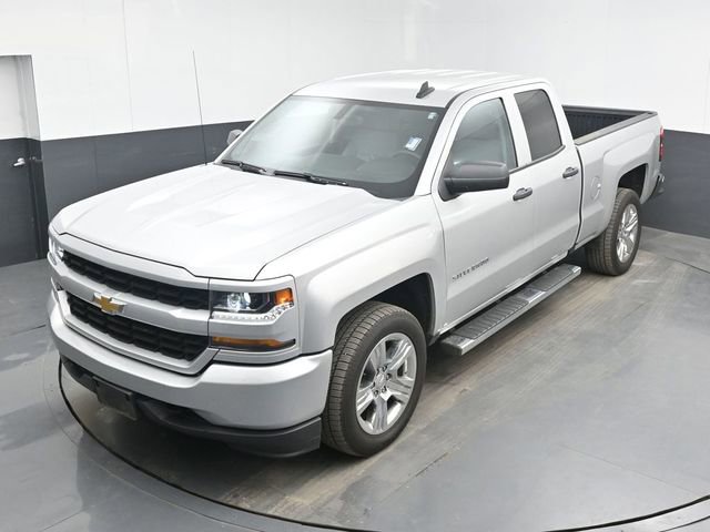 Used 2019 Chevrolet Silverado 1500 Custom w/ Custom Convenience Package RWD image 21