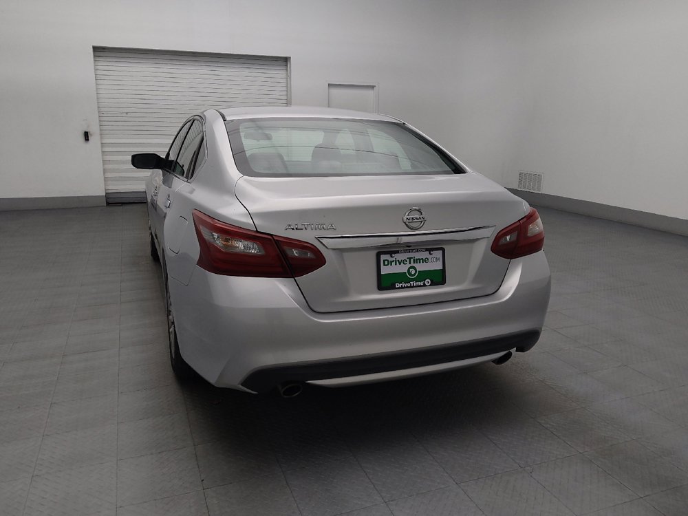 Used 2018 Nissan Altima 2.5 S FWD image 6