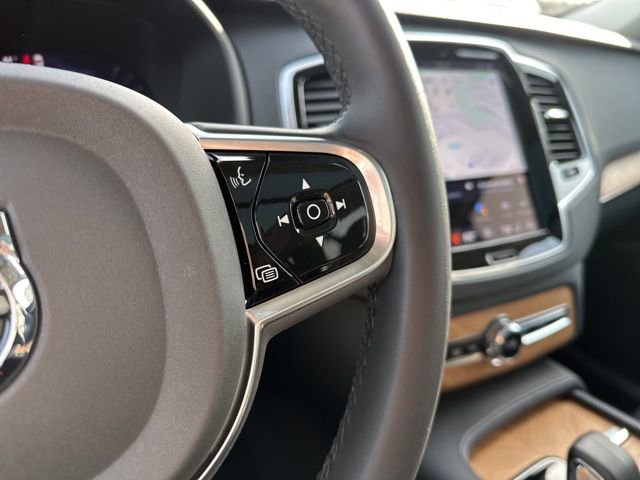 Certified 2023 Volvo XC90 B5 Plus w/ Protection Package Premier image 29