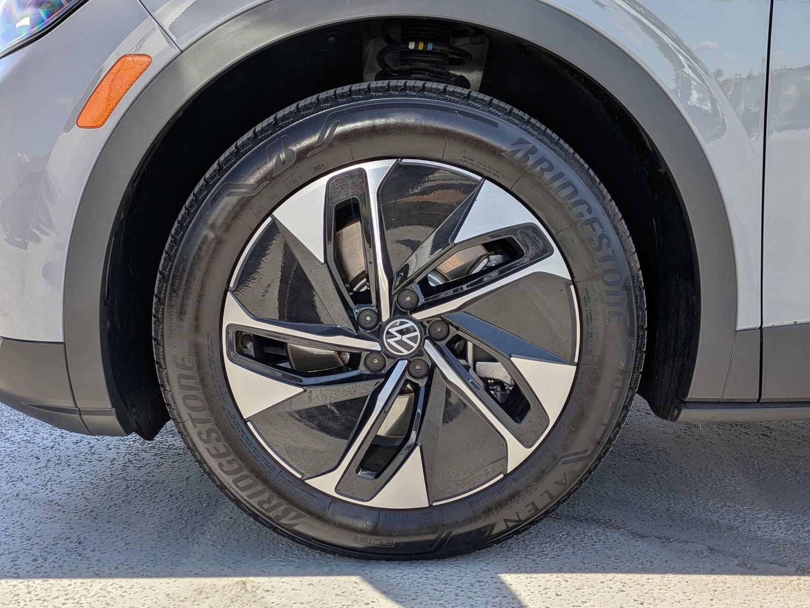 Used 2022 Volkswagen ID.4 Pro RWD image 26