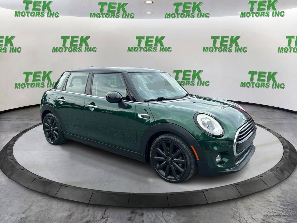 Used 2017 MINI Cooper 4-Door Hardtop FWD image 2