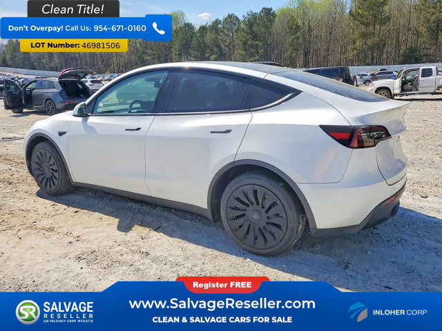 Used 2023 Tesla Model Y AWD image 3