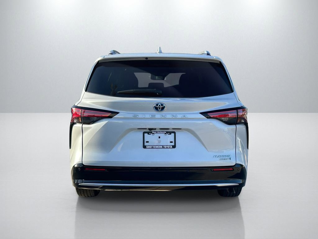 Certified 2023 Toyota Sienna Platinum image 6