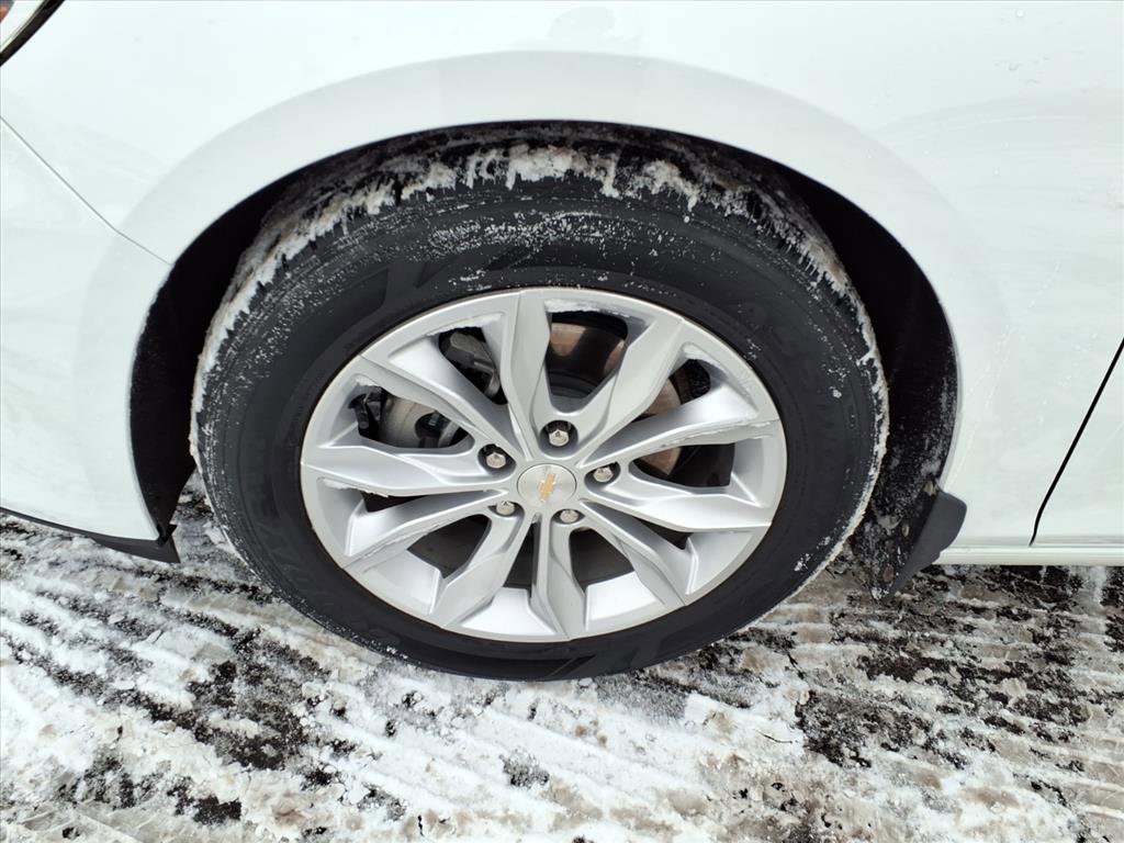 Used 2019 Chevrolet Malibu LT w/ Driver Confidence Package image 21