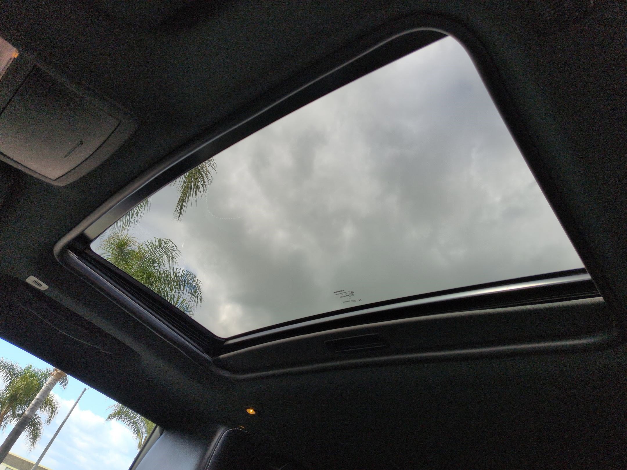 Used 2019 Dodge Challenger SRT Hellcat Redeye image 28