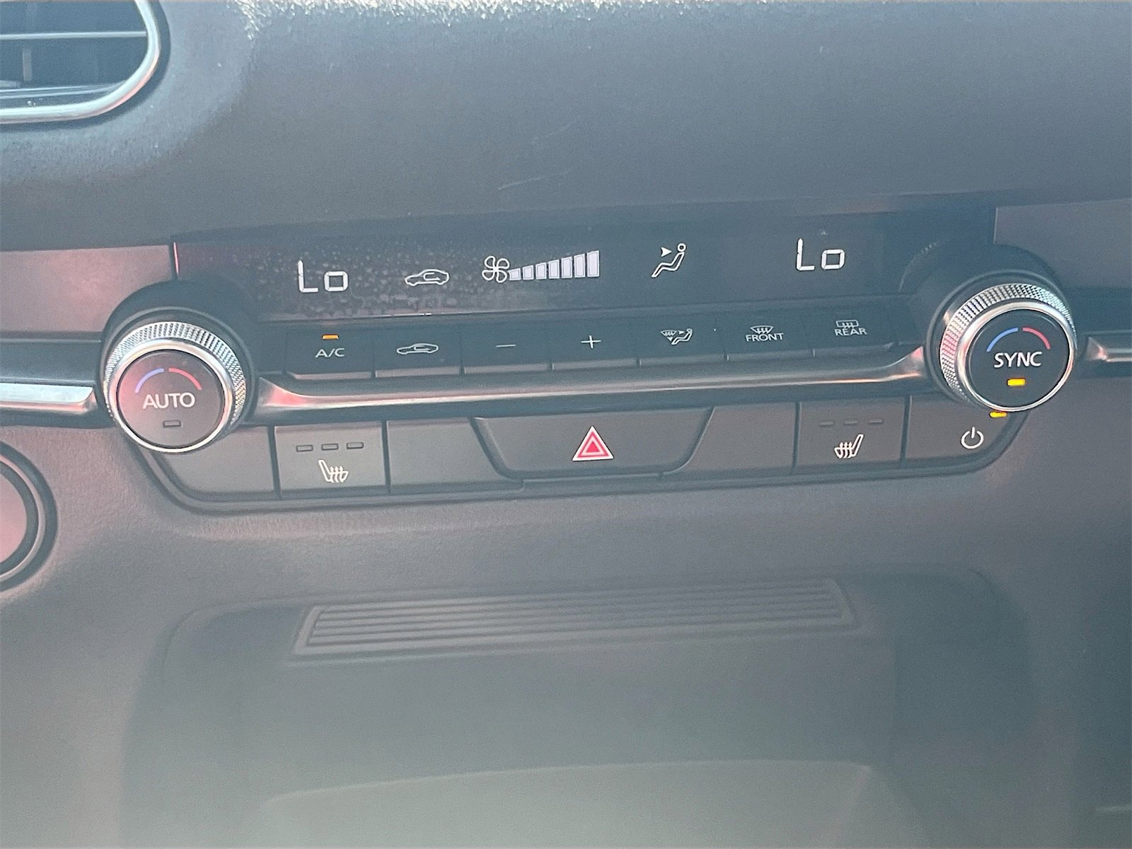 Used 2024 MAZDA CX-30 Carbon image 16